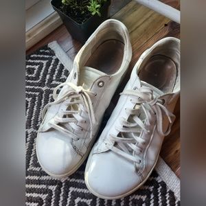 Birkenstock shoes white women